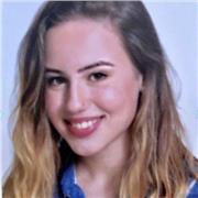 he dado clases de inglés, biología, francés y matemáticas, pero podría de otras asignaturas a consultar
